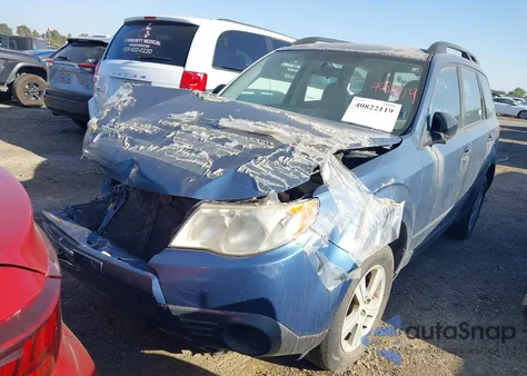 2010 Subaru Forester 2.5X из США, поврежденный, VIN JF2SH6BC1AH770255